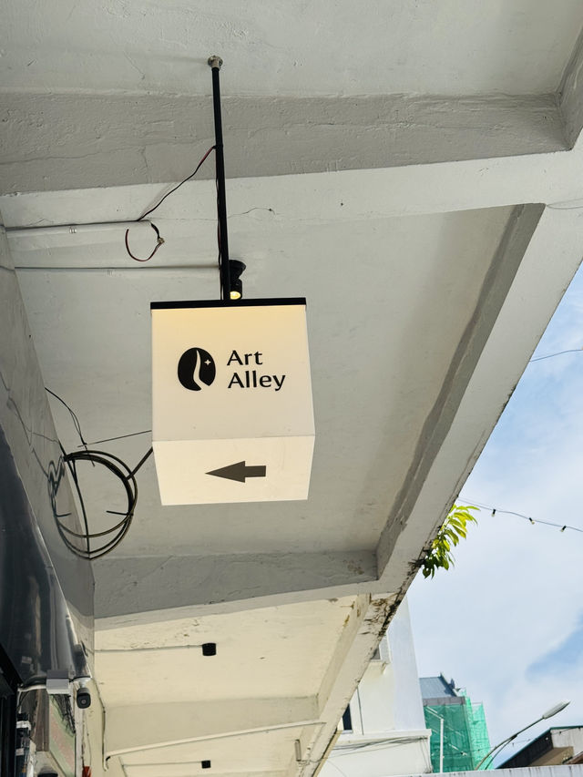Minimalist Vibes, Maximum Calm – Art Alley Cafe