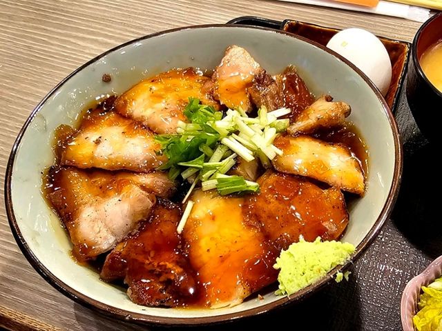 金澤車站百番街，金澤肉食堂的能登牛饗宴🍖🐄