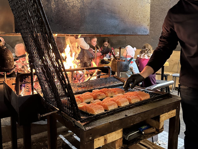 Santa’s Salmon Place – The Smoky Arctic Gem I Couldn’t Resist 🔥🐟