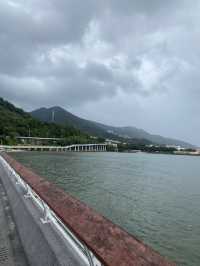 在這兒看海，看大梅沙海濱棧道，原來也很美🤩🤩