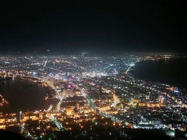 自駕上函館山睇夜景