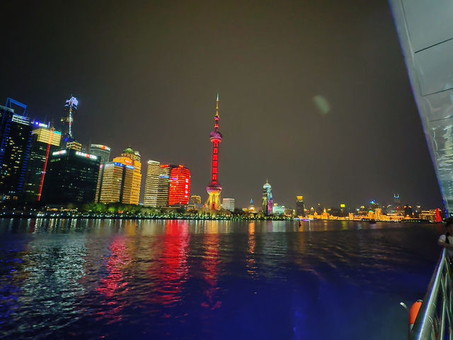 上海｜黃浦江游船·十六鋪碼頭