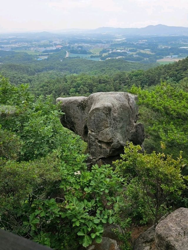 Small Mountain, Big Peace, Noseongsan in Anseong