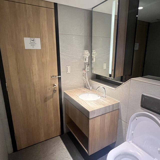 💺桃園機場免費「機場體驗區」開箱！不用資格、不用付費也能舒適休息＋淋浴！