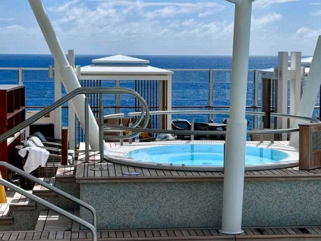 🚢💙 Genting Dream Cruise – Your Floating Wonderland Awaits! 🌟🌊