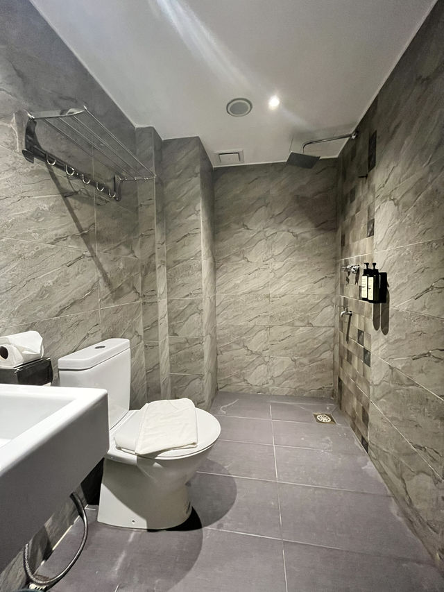 A Practical Stay at Hotel Palette – Quietly Tucked Away in the City