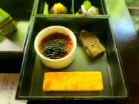Salon de KANBAYASHI(上林春松本店) 五段重アフタヌーンティー(5단 상자 교토 애프터눈티)