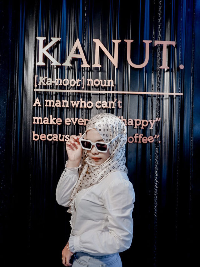 Kanut House (คณุตม์ เฮาส์)