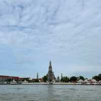 Wat Arun (Temple of Dawn)