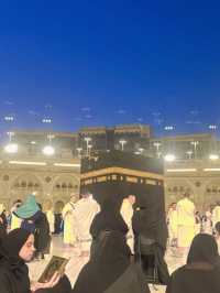 Solo Travellers to Makkah performing Umrah 
