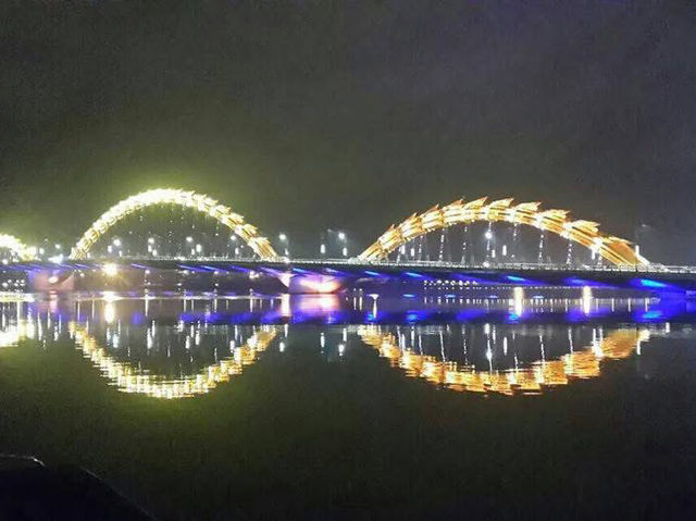 越南 中越 峴港 日與夜 粉紅教堂
