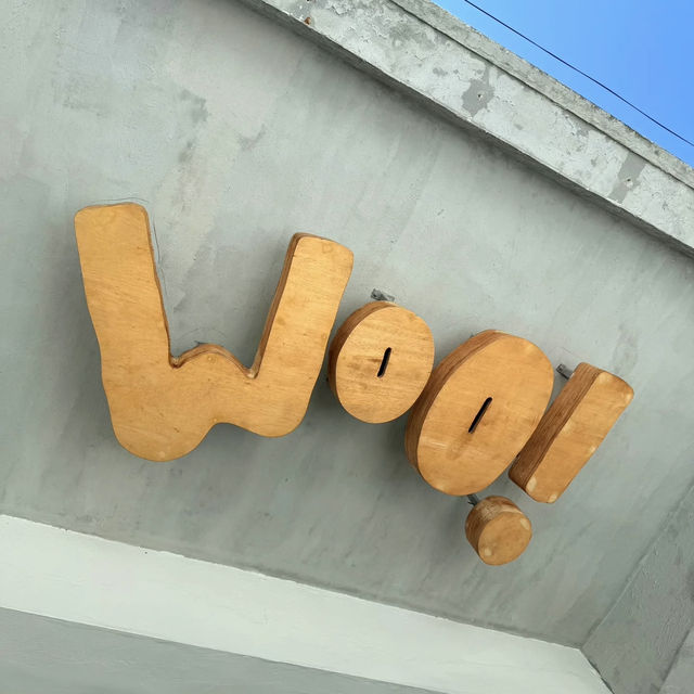 Modern Minimalism & Comfort Food – My Visit to Woo! Cafe, Kota Kinabalu (Lorong Dewan)
