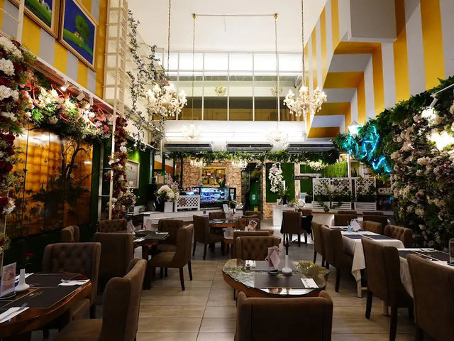 UME FLORAL CAFE
