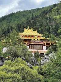 Hiking Heaven at Daocheng Yading