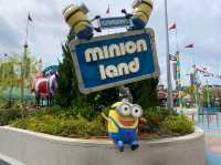 Minions in town
