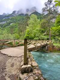 Waterfalls and Forest Feels on the Ruta a la Cola de Caballo