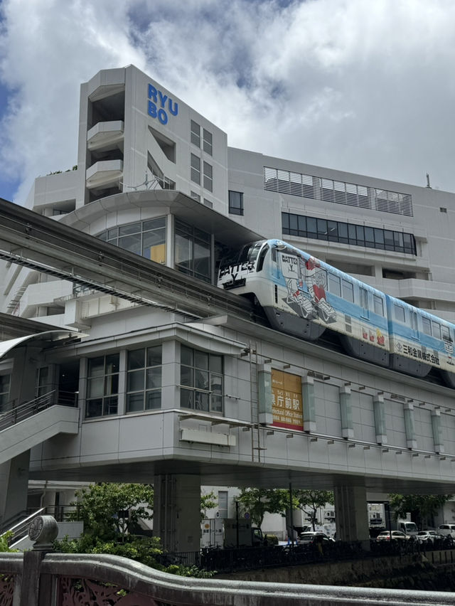沖繩那霸-單軌之旅