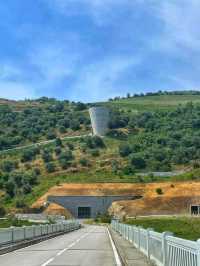 Douro Valley, Portugal: A River of Wine, Terraces, and Timeless Beauty 🌄