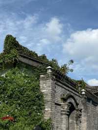 Cheap Eats & Ancient Streets: Your Budget Guide to Kuanzhai Alley