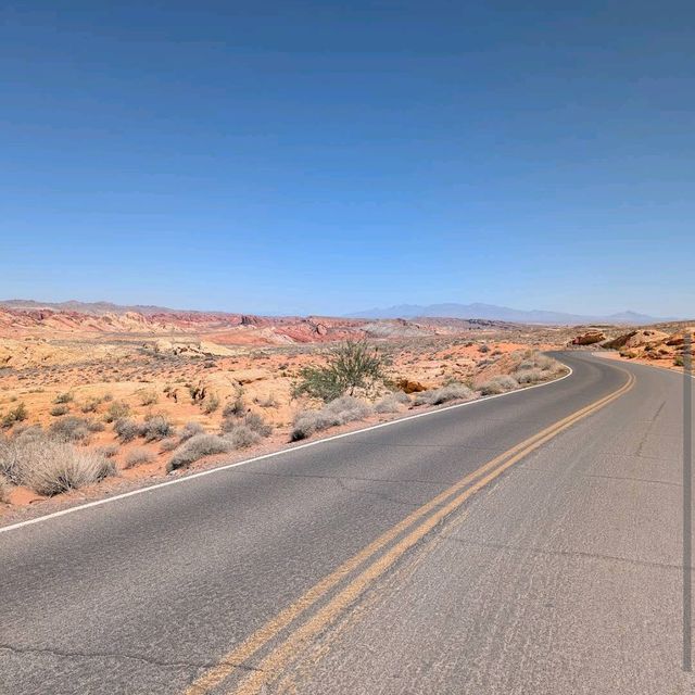 Valley of Fire State Park – “A Martian Landscape Just Outside Vegas”