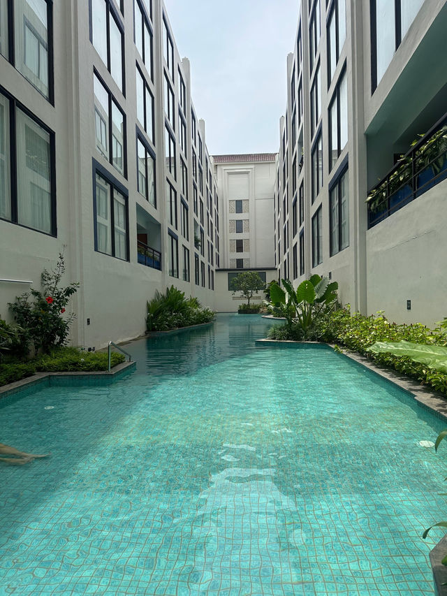 🏨 Voco Bali Seminyak – 힙한 감성의 모던 부티크 호텔
