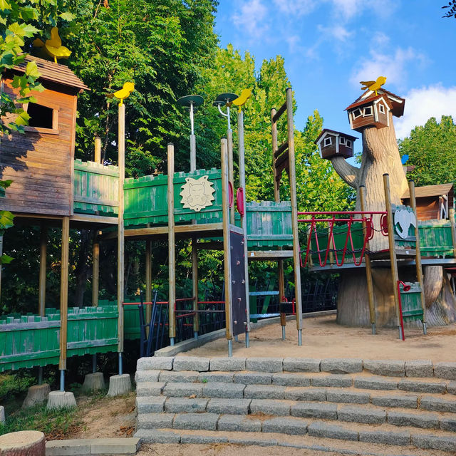 聯奎公園：城市休憩樂園