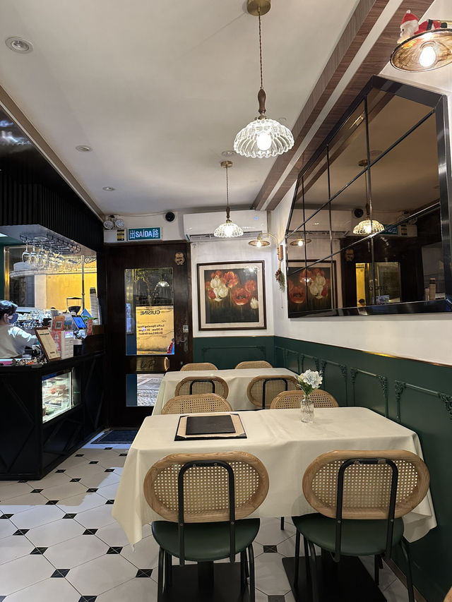 Le Pic Macau: A Taste of France in the Heart of the City