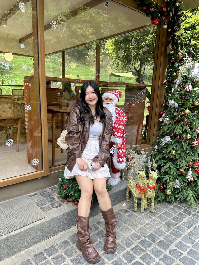 🍃คาเฟ่สไตล์แคมป์มีน้ำตกอลังมาก🤩