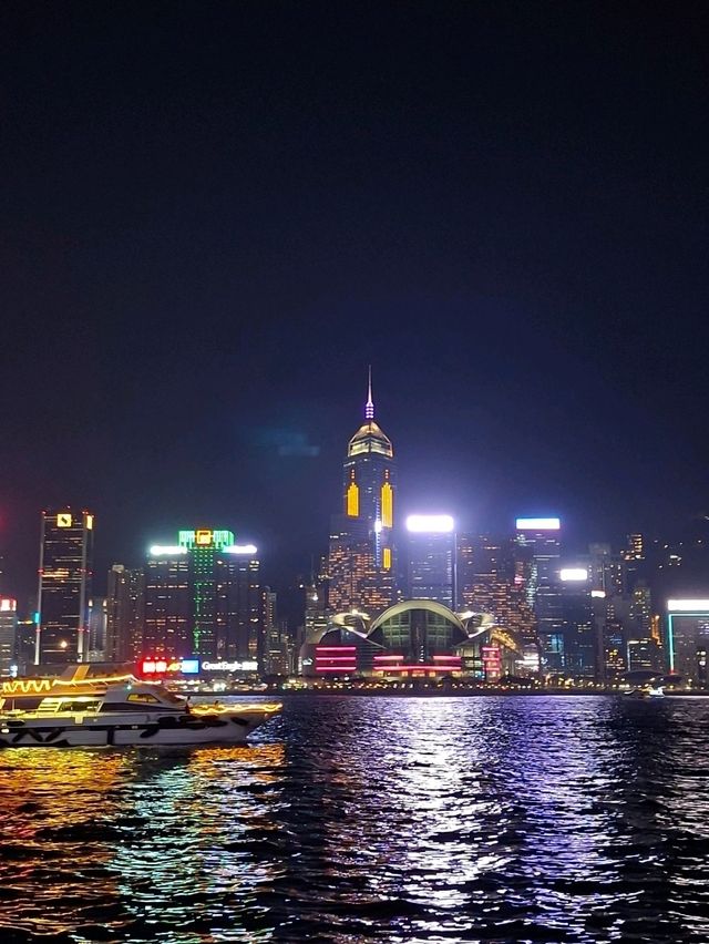 🌃🌆🎆 A Symphony of Lights สีสันยามค่ำคืน🇭🇰 🌃🌆🎆 A Symphony of Lights สีสันยามค่ำคืน🇭🇰