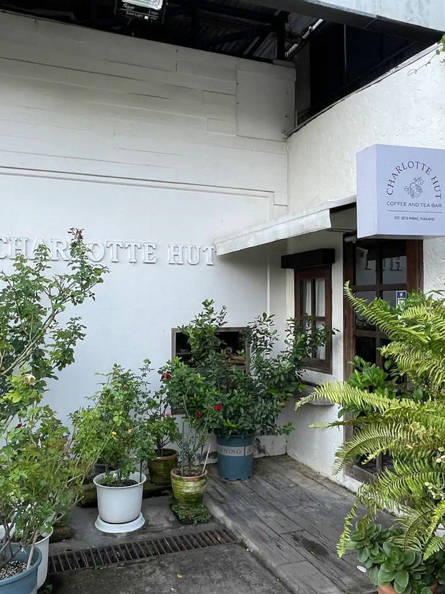 Charlotte Hut Coffee & Tea Bar คาเฟ่เมืองแพร่ Charlotte Hut Coffee & Tea Bar คาเฟ่เมืองแพร่