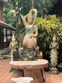 สถานพำนักสงฆ์ สวนป่ามหาชนก แม่ออน