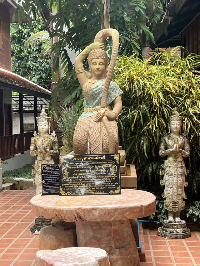 สถานพำนักสงฆ์ สวนป่ามหาชนก แม่ออน