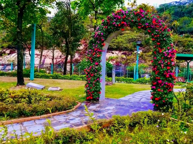 Green Escape in the City: Discovering Jordan Valley Park Green Escape in the City: Discovering Jordan Valley Park