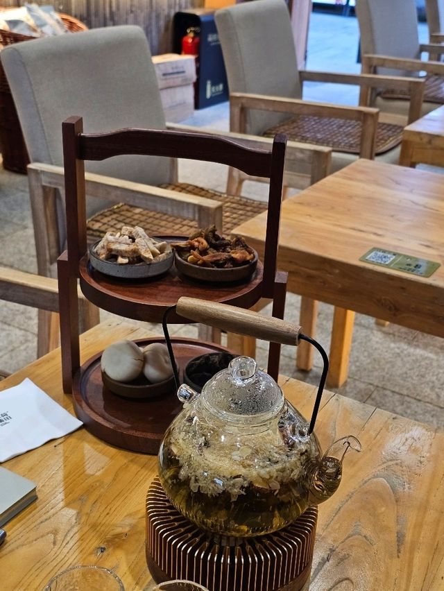 High Tea Chengdu 🌊