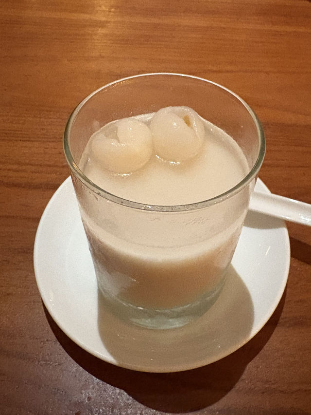 【シャングリラホテルにて】本格中華料理🍽️✨ 【シャングリラホテルにて】本格中華料理🍽️✨