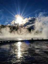 🌋 Yellowstone National Park – The Wild Heart of America