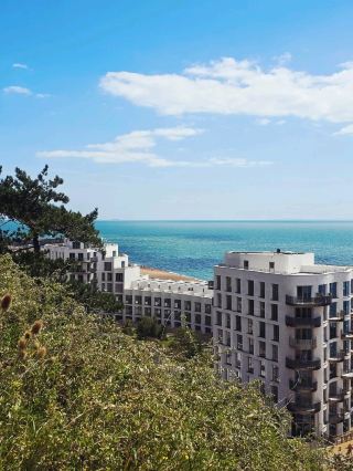 🌊 Seaside Calm and Coastal Charm - A Trip to Folkestone