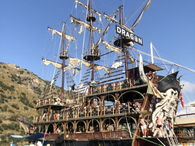 🚤 터키 욜루데니즈, 드래곤 보트 투어