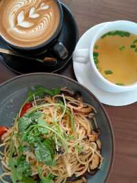 Olio Olio & Latte at Traffic Bean: A Quiet Sacrifice for Flavour
