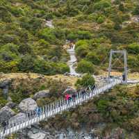 「氷河を眺めながら、大自然の心臓部へ。」