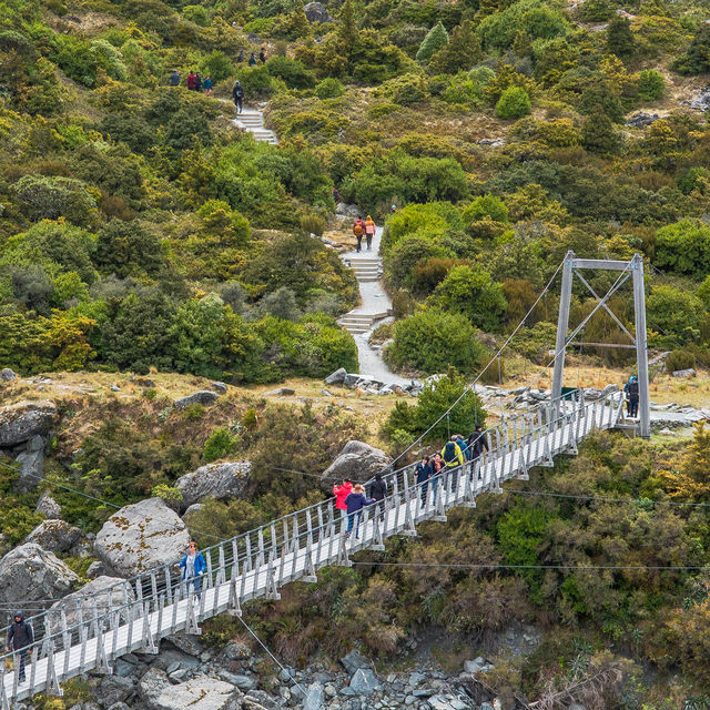 「氷河を眺めながら、大自然の心臓部へ。」 「氷河を眺めながら、大自然の心臓部へ。」