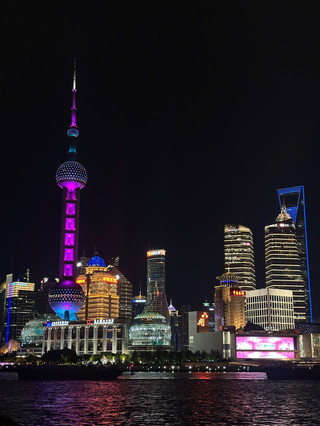 Shanghai Review – A City Where Tradition Meets the Future