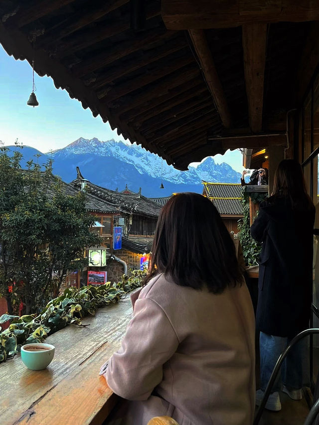 7 Sea : คาเฟ่ & บาร์สุดฮอตในเมืองโบราณไป่ซา