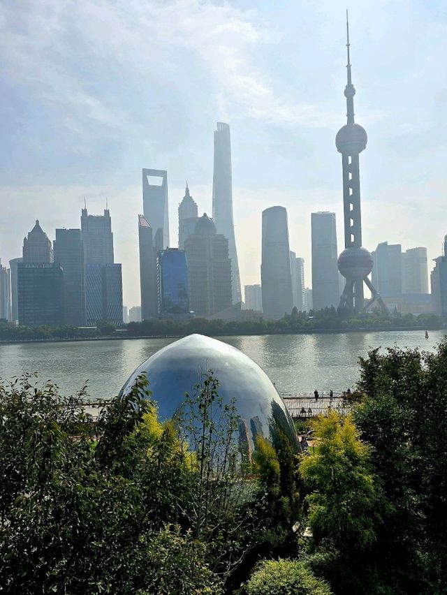 Shanghai’s Bund: The Ultimate Iconic Vibe 🏙️✨ Shanghai’s Bund: The Ultimate Iconic Vibe 🏙️✨