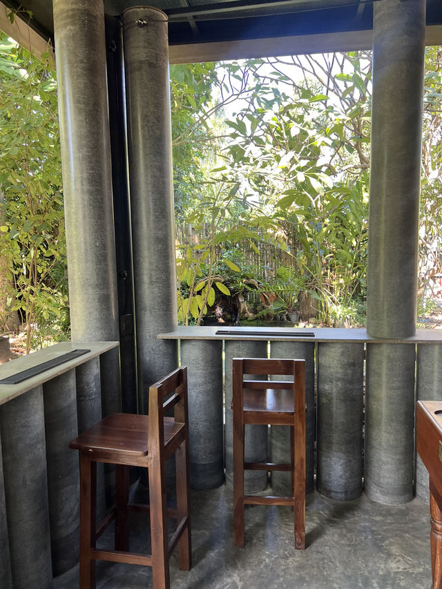 บ้านลุง คาเฟ่ อ.หางดง จ.เชียงใหม่ 🐱 บ้านลุง คาเฟ่ อ.หางดง จ.เชียงใหม่ 🐱