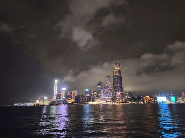 【🇭🇰維多利亞港|香港最美天際線】 【🇭🇰維多利亞港|香港最美天際線】