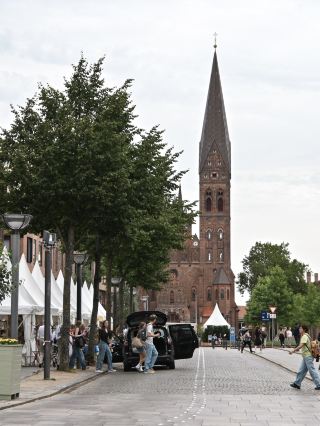 [โอเดนเซ] โบสถ์สวยงามสองแห่งในโอเดนเซ