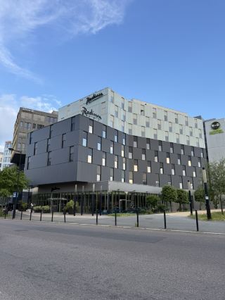 Chic & Affordable 4-Star Stay in Bordeaux 🌇