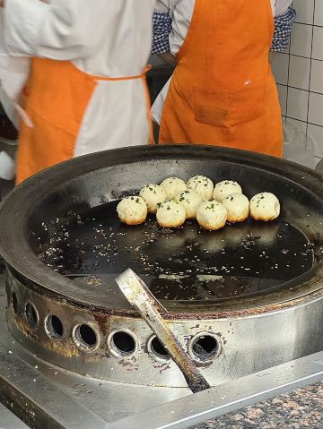 Nanxiang Small Steamed Bun 上海っ子に愛されるローカルな小籠包店