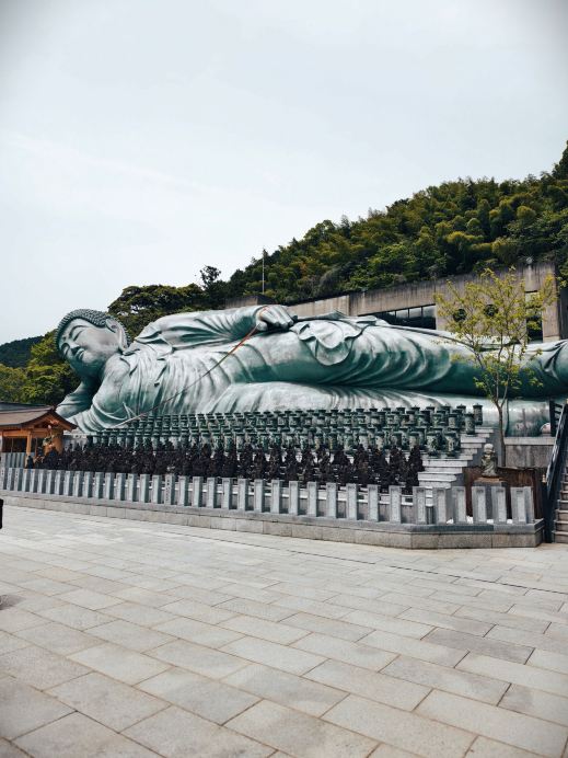 Fukuoka Nanzoin Temple : Home to the World's Largest Bronze